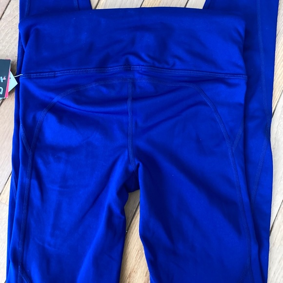 NWT Gapfit sculpt compression high rise leggings - Picture 11 of 17